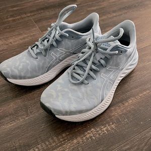 ASIC sneakers. Gel-excite 8. Cloud blue